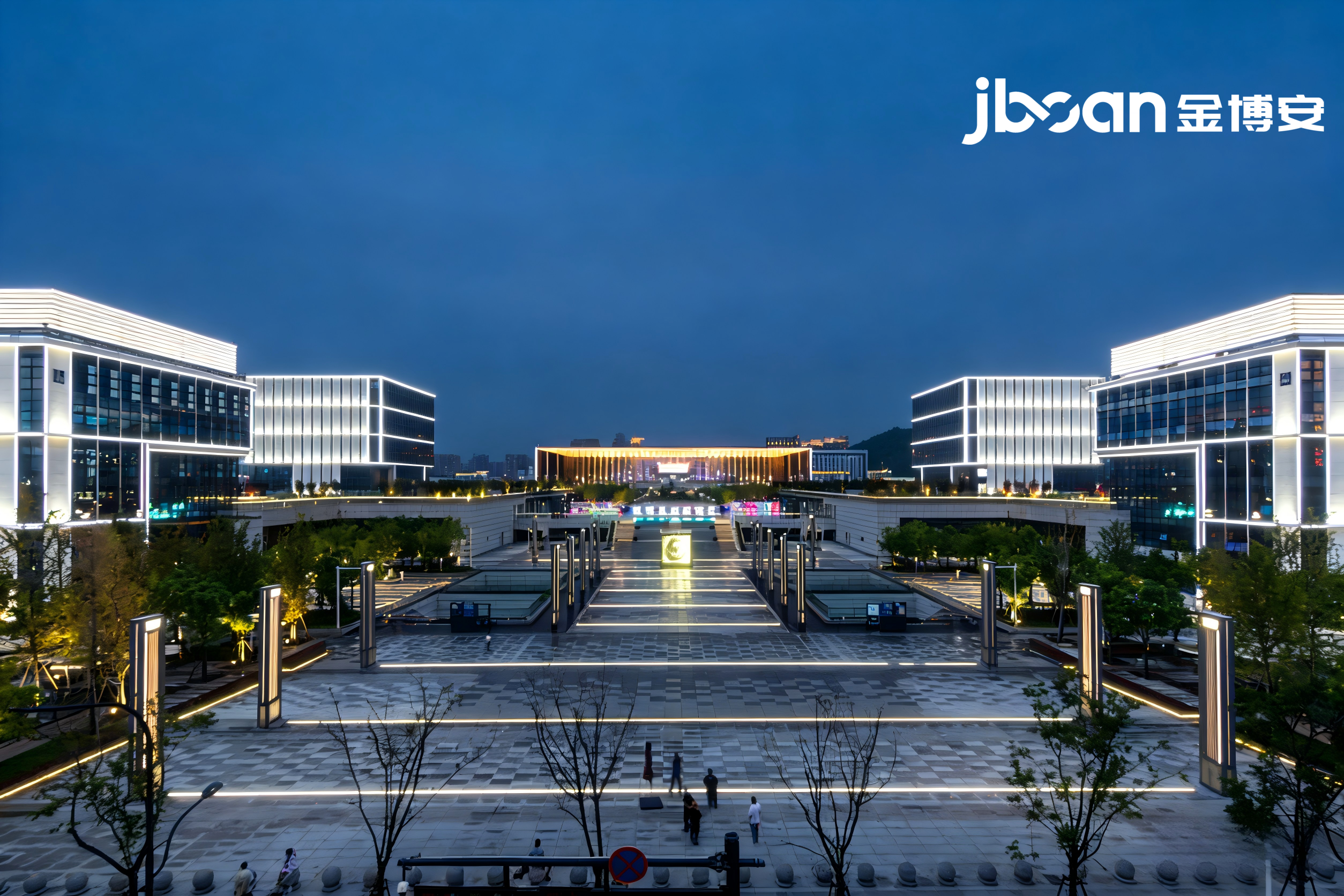 光感筑城，2万套匠心点亮城市门户——JBOAN金博安重塑车站广场与楼宇夜景美学