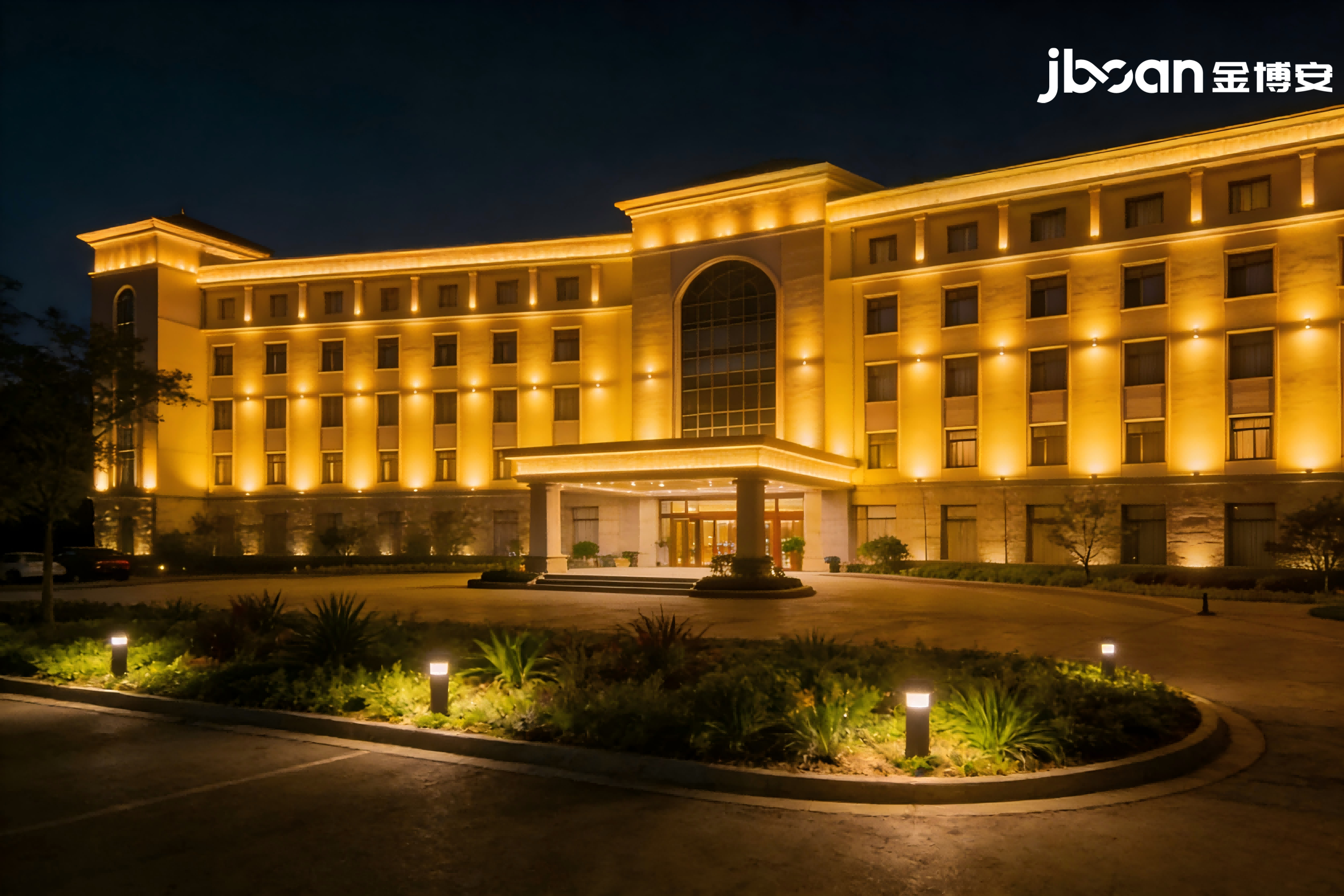 高端酒店外墙照明：JBOAN金博安LED柔性洗墙灯暖光舒适又高级