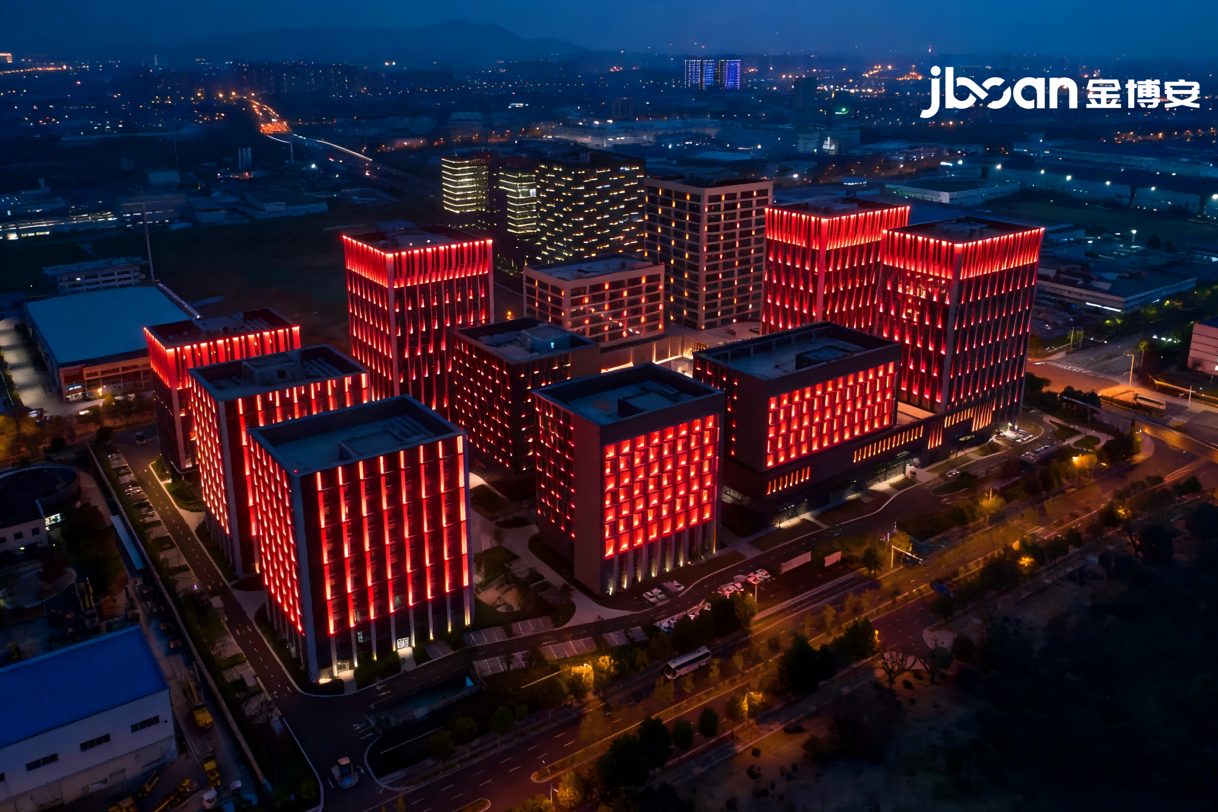 科技园夜间景观升级 JBOAN金博安柔性洗墙灯霓虹灯照明方案实力出圈