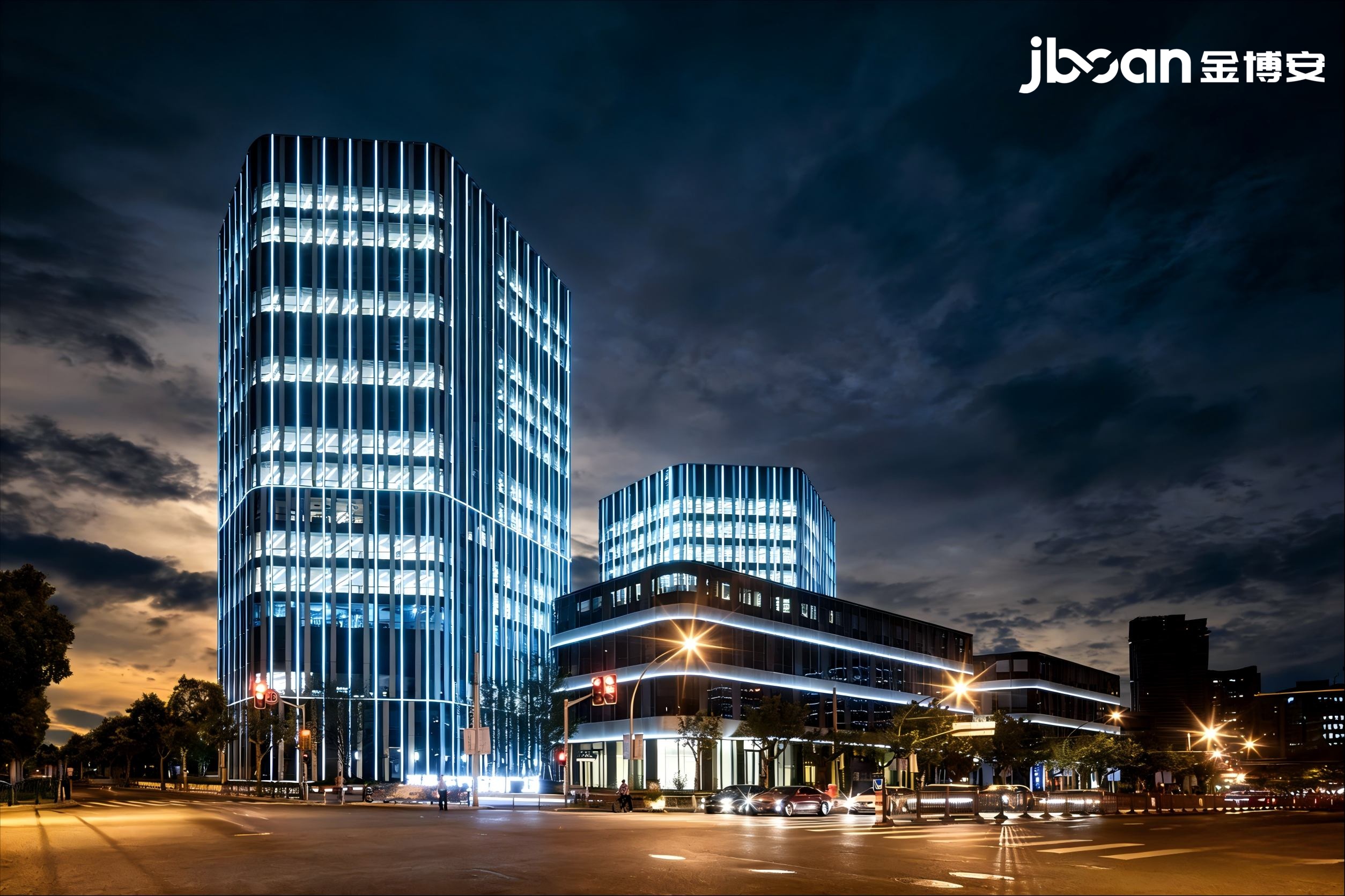 上海保利绿地广场轮廓亮化工程圆满落地